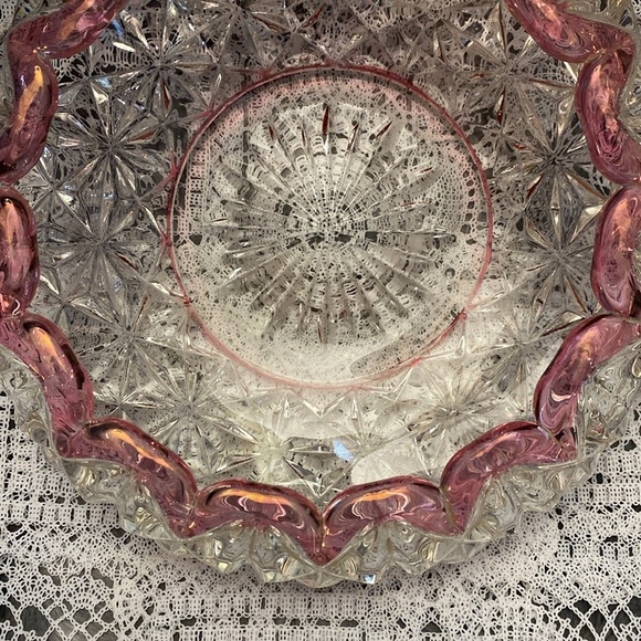 Vintage Williamsburg Ruby
Flashed cupped console Bowl - Picture 6 of 16